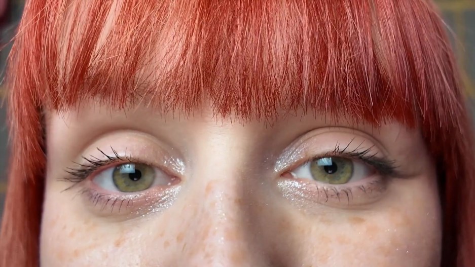 Princess Diss – Full Eye Contact With Princess Diss Pretty Green Eyes